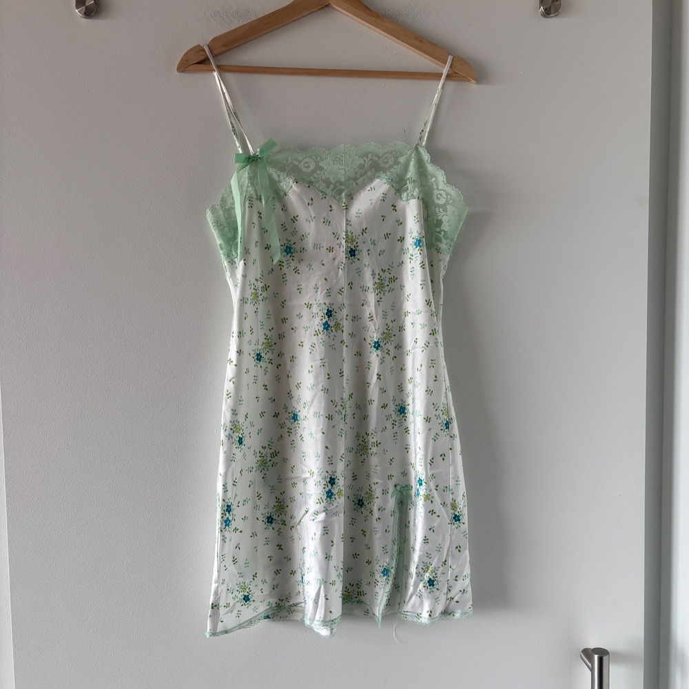 Vintage Y2K Victorias Secret Angels Satin Floral Lace Trim Slip Dress